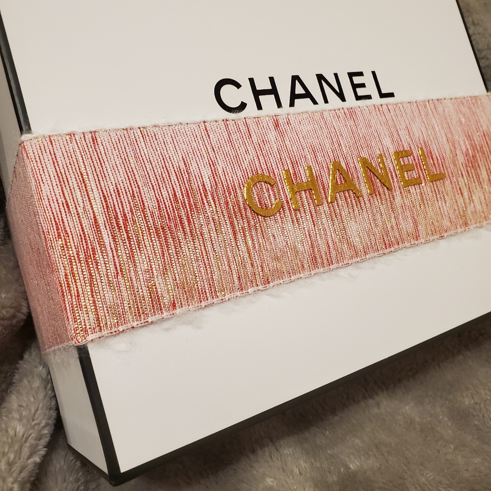 ❤SEND ME AN OFFER❤ Chanel Gift Packaging Box with Pink Ribbon set